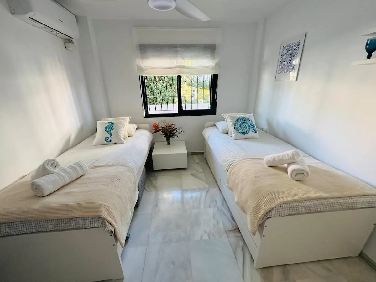 Cactus Apartment بينالماذينا